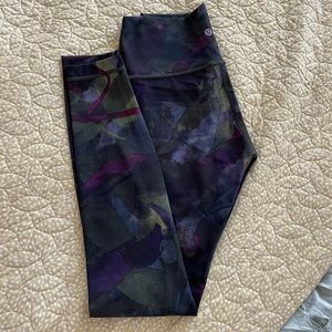 Lululemon pretty Camo leggings